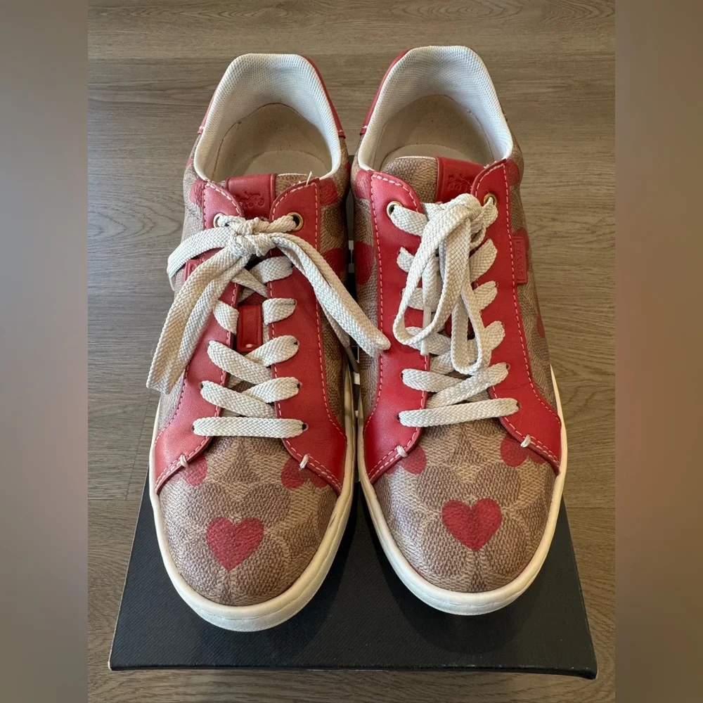 ‼️SOLD‼️Coach Lowline Low Top Sneakers In Signature Canvas With Res Heart Print - Picture 6 of 15